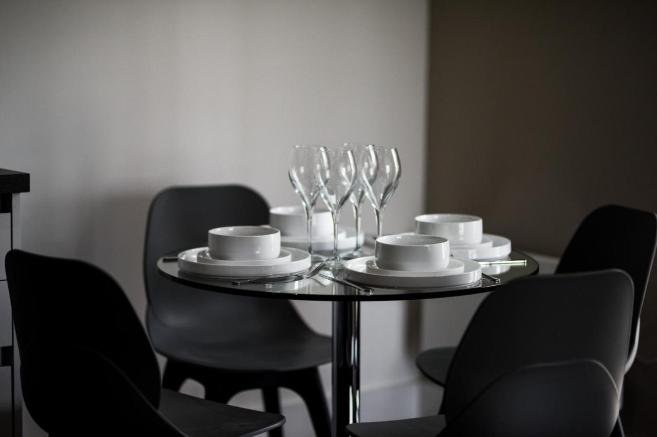 Onpoint Apartments - Spacious 2 Bedroom Apt - City Centre With Balcony Manchester Exteriör bild
