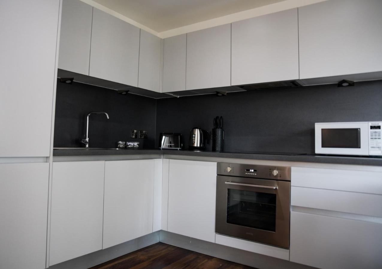 Onpoint Apartments - Spacious 2 Bedroom Apt - City Centre With Balcony Manchester Exteriör bild