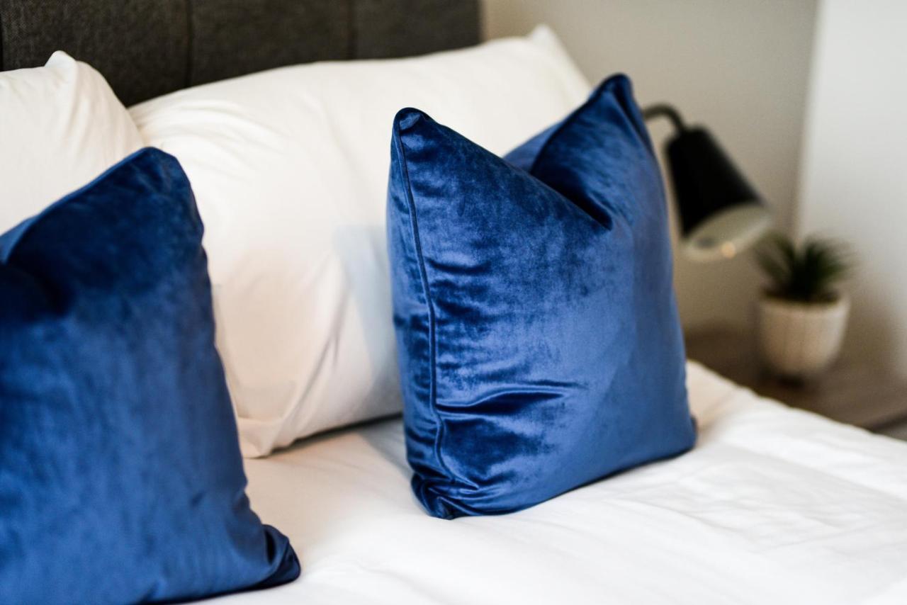 Onpoint Apartments - Spacious 2 Bedroom Apt - City Centre With Balcony Manchester Exteriör bild