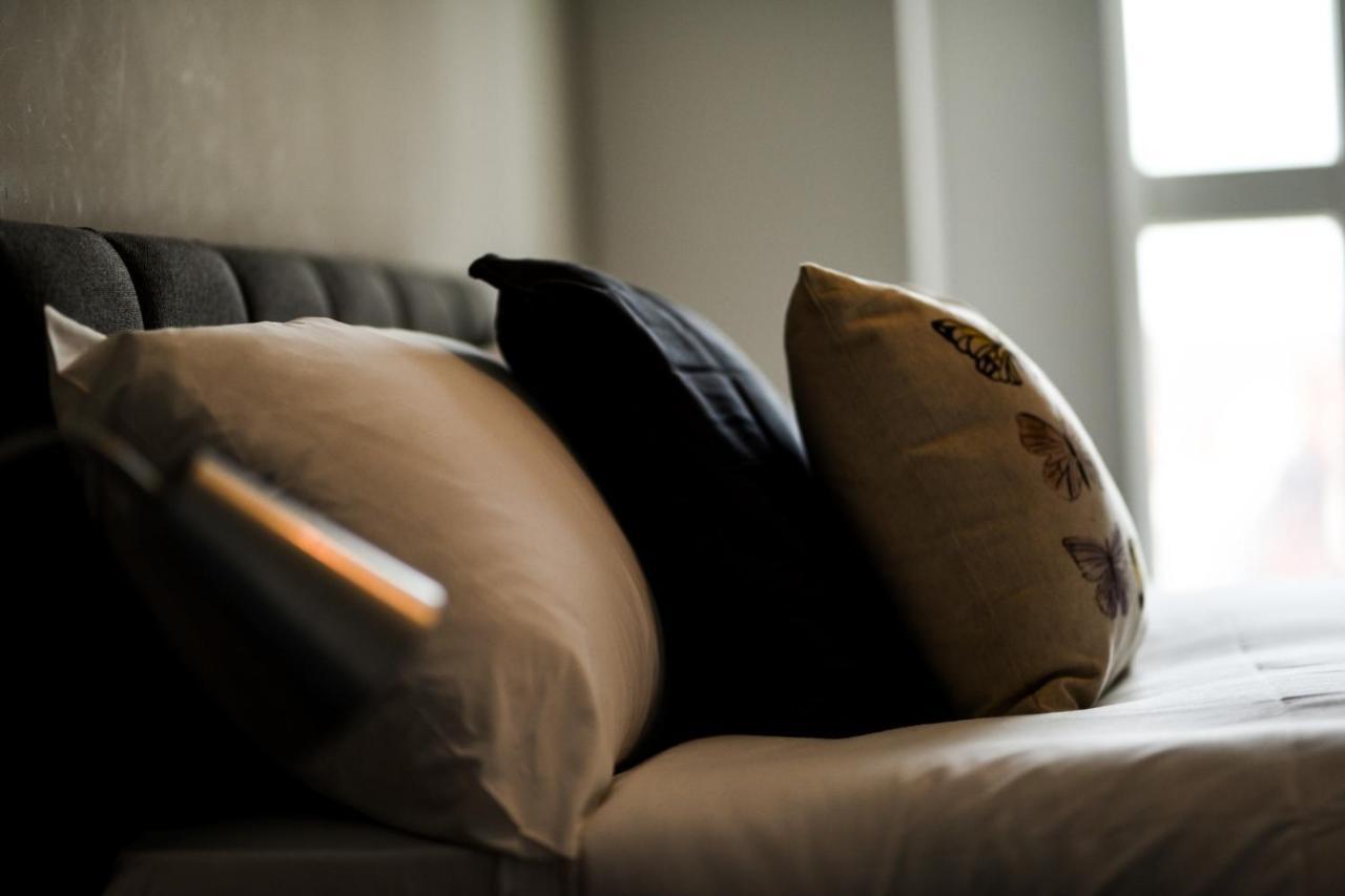 Onpoint Apartments - Spacious 2 Bedroom Apt - City Centre With Balcony Manchester Exteriör bild
